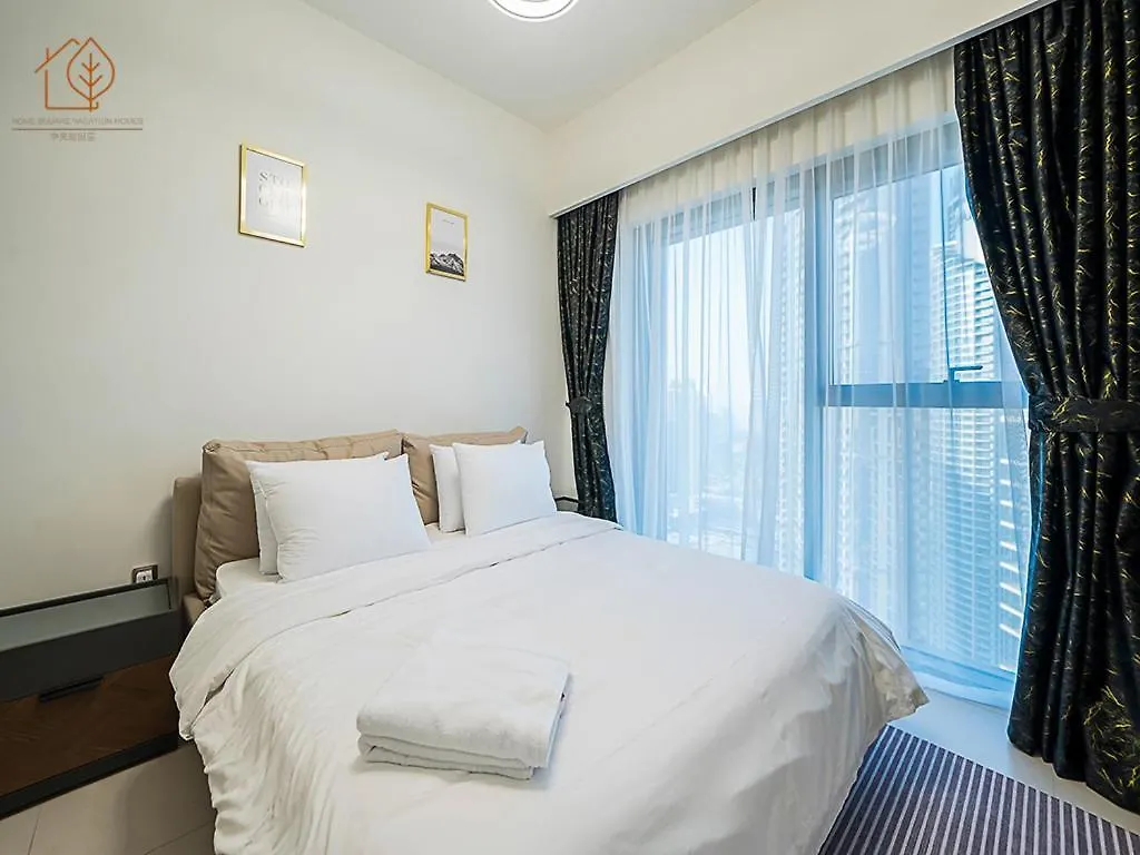 Stunning 3-Bedroom Home With Panoramic Burj Khalifa Views From High Floor 193Br-3 ドバイ アラブ首長国連邦
