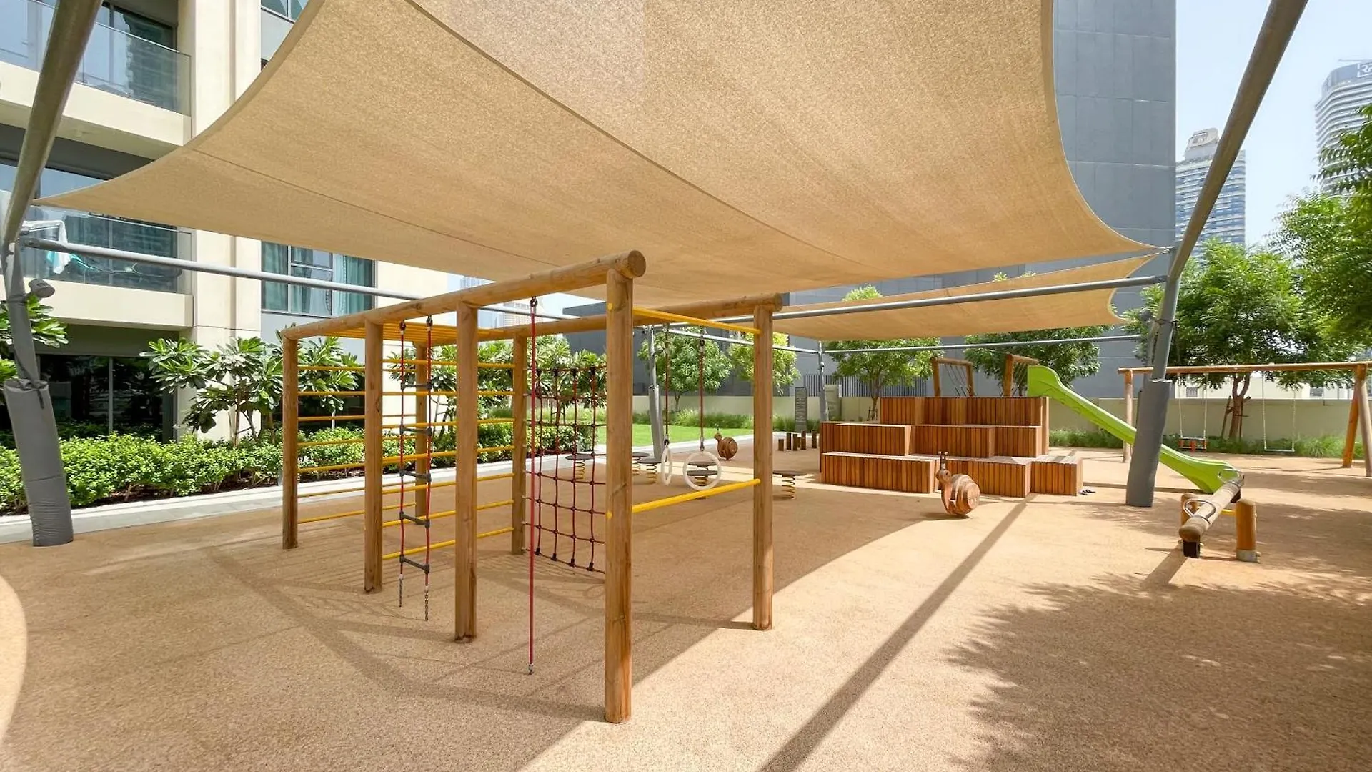 アパート Stunning 3-Bedroom Home With Panoramic Burj Khalifa Views From High Floor 193Br-3 ドバイ